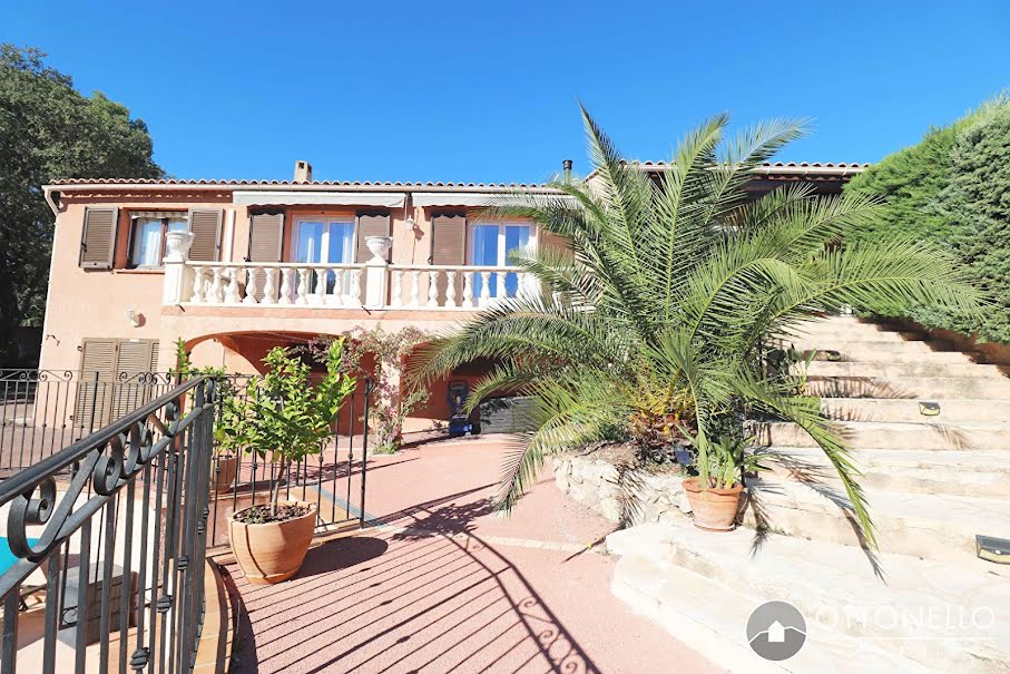 Vente villa 5 pièces 95.17 m² à Roquebrune-sur-Argens (83520), 565 000 €