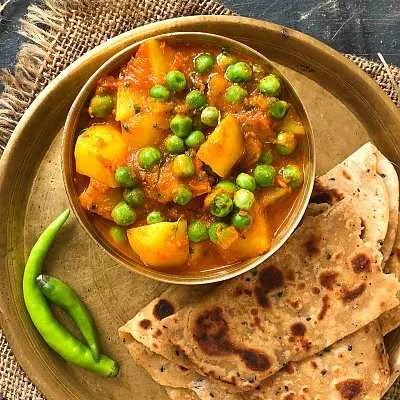 Aloo Matar Paratha