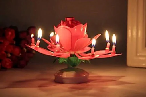 Rotating Music Candle