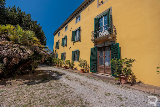 Villa avec piscine et jardin 4