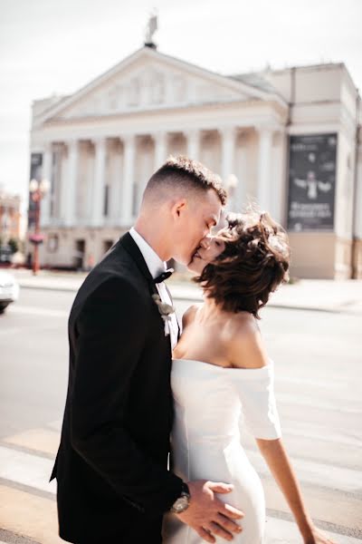 Wedding photographer Denis Khuseyn (legvinl). Photo of 22 April 2023