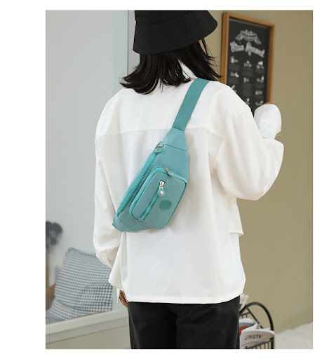 Title 3, Womens Large Capacity Multifunctional Messenge...