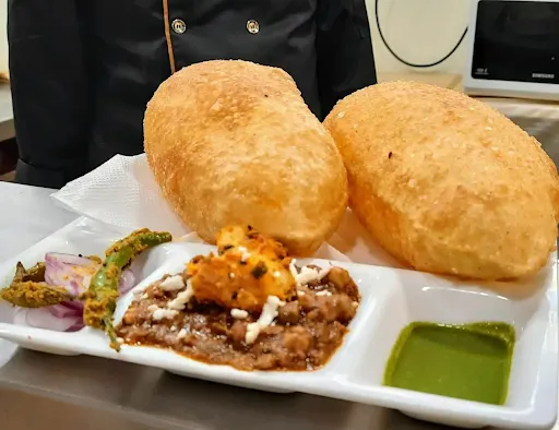 Delicious Chole Bhature