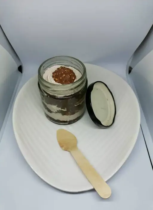 Fererro Rocher Jar Cake