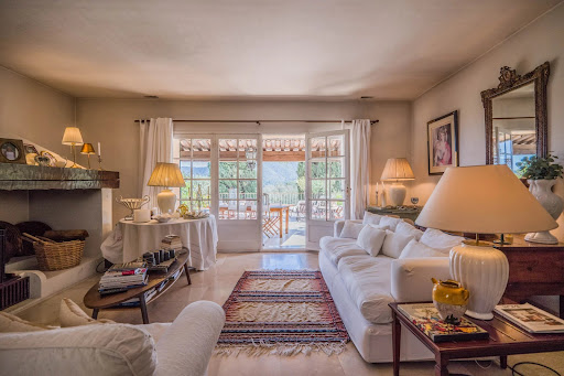 Maison avec jardin et terrasse 3