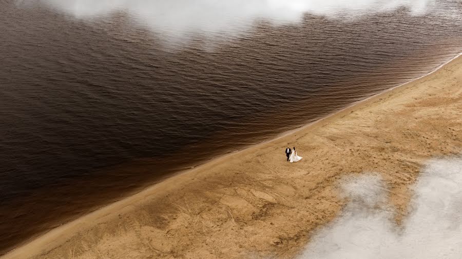 Весільний фотограф Павел Шуваев (shuvaevmedia). Фотографія від 7 лютого 2022