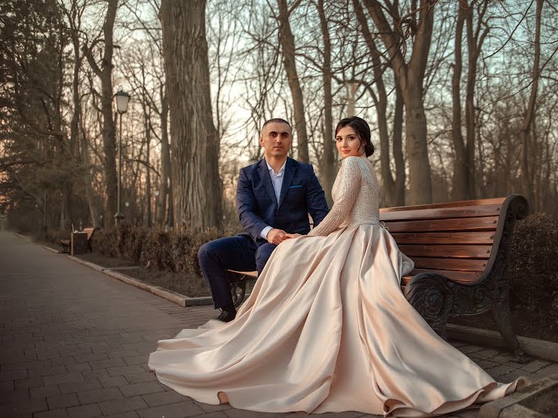 Bryllupsfotograf Polina Vereschagina (fotobober). Bilde av 11 juni 2019