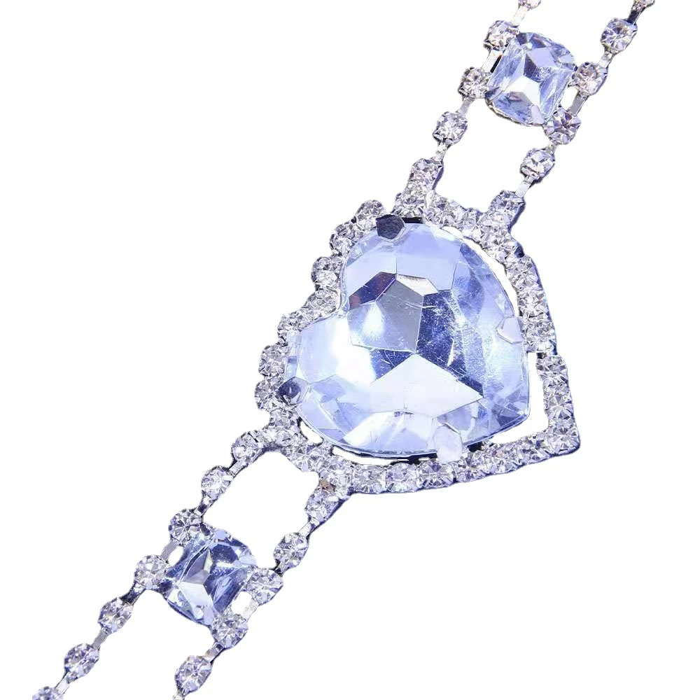 Title 3, Modische Strass-Taille Kette für Damen. Funkeln...
