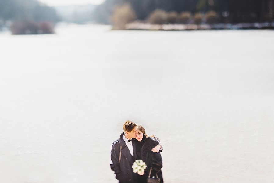 Fotógrafo de casamento Zhenya Garton (garton). Foto de 8 de março 2014