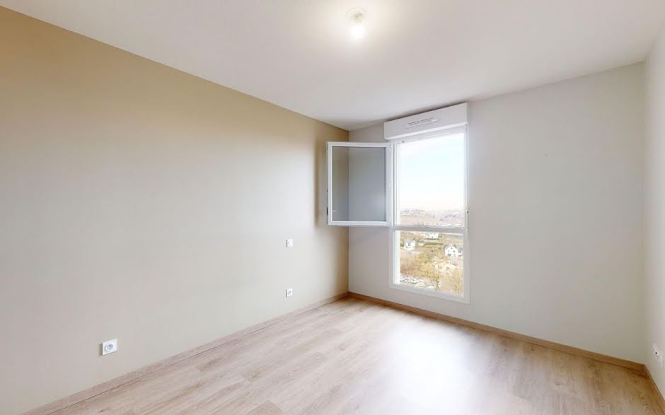 Location  appartement 1 pièce 43 m² à Rodez (12000), 580 €