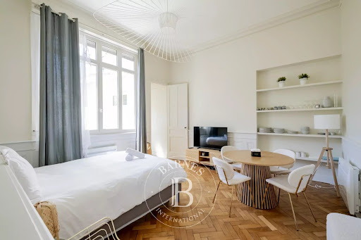 Apartment 1