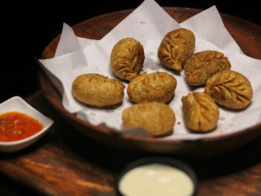 Veggie Fried Momos