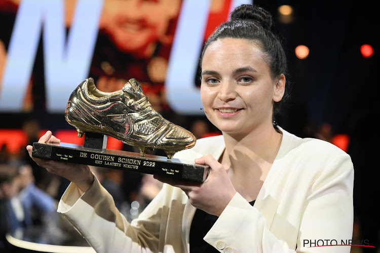 Nicky Evrard première gardienne Soulier d'or : "Je ne pensais pas gagner"