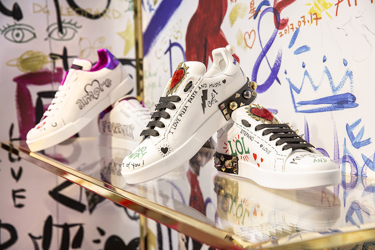 Personalise you Dolce & Gabbana kicks.