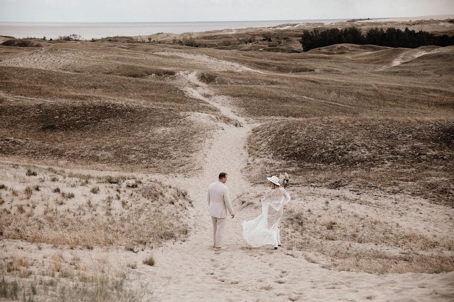 Fotografo di matrimoni Karolina Šližytė (portraitsbykaro). Foto del 14 gennaio 2021