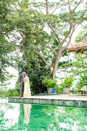 Fotógrafo de casamento Enoch Balasooriya (theceylonbliss). Foto de 1 de fevereiro