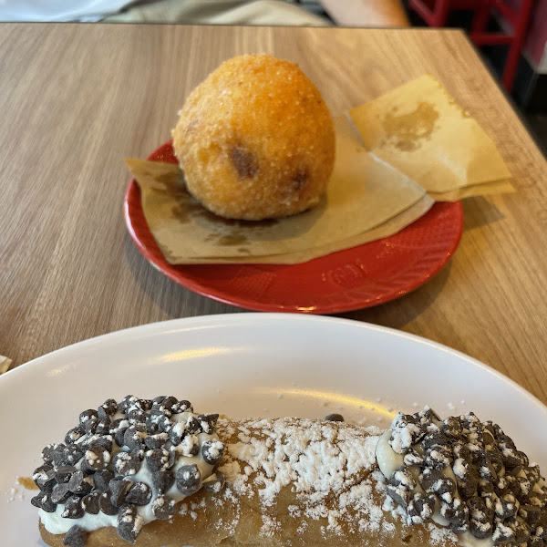 Pistachio rice ball and cannoli