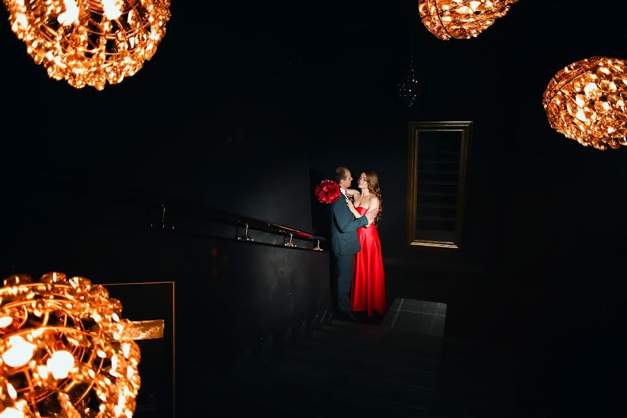 婚礼摄影师Anna Krutikova（annakrutikova）。2019 10月17日的照片