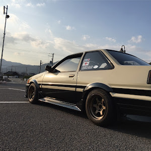 カローラレビン AE86