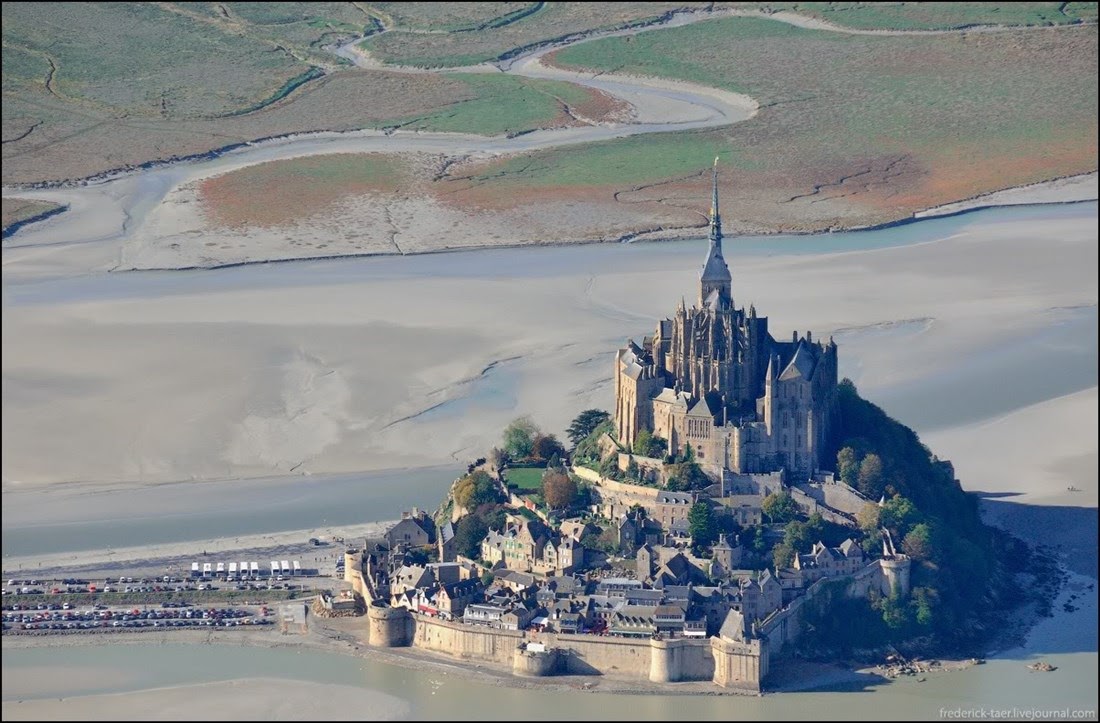 Monte Saint-Michel, suas histórias e lendas