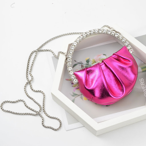 Title 7, Womens Fashion Personality Diamond Clutch. An ...