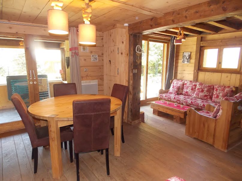 Location  chalet 3 pièces 80 m² à Pralognan-la-Vanoise (73710), 439 €