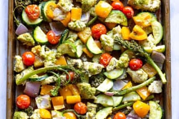 One Pan Pesto Chicken and Vegetables