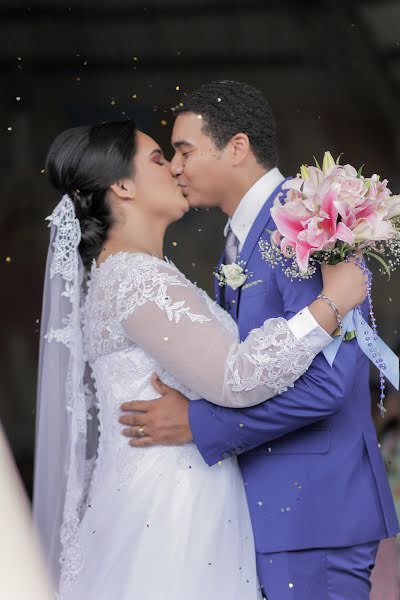 Wedding photographer Gislene Costa (gi123). Photo of 4 February 2019