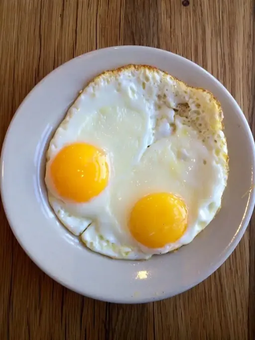 Sunny Side Up Omelette [3 Eggs]