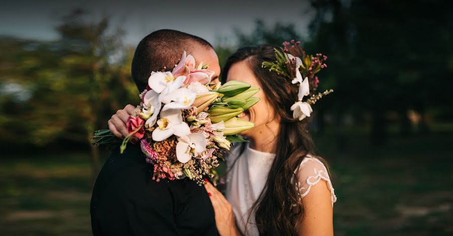 Fotógrafo de casamento Vasilije Bajilov (vasilijebajilov). Foto de 15 de março 2018