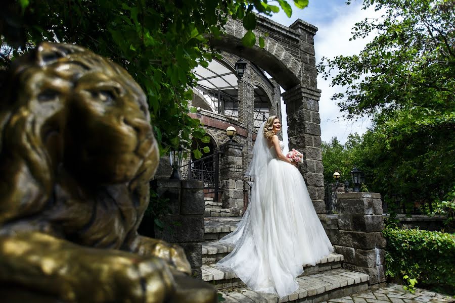 Fotógrafo de casamento Konstantin Peshkov (peshkovphoto). Foto de 11 de julho 2016