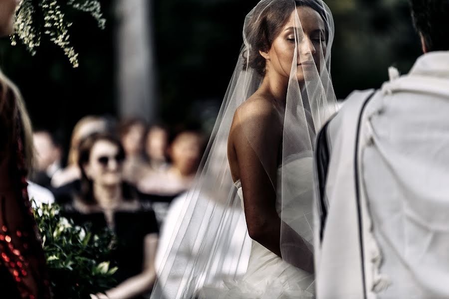 Fotografo di matrimoni Vasiliy Tikhomirov (borabora). Foto del 25 aprile 2019