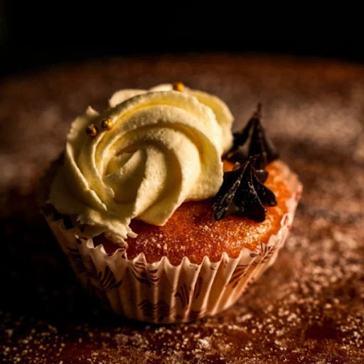 Vanilla Chips Cupcake (1 Pc)