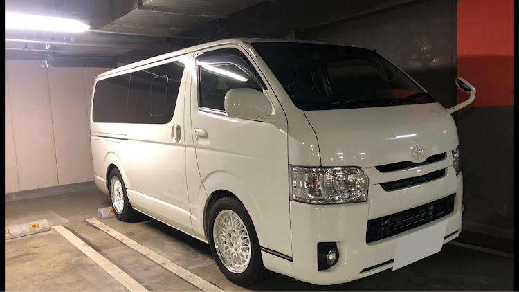 ハイエースバンの立駐・通信障害・まいったなァ・今は大丈夫に関するカスタム事例の投稿画像1枚目