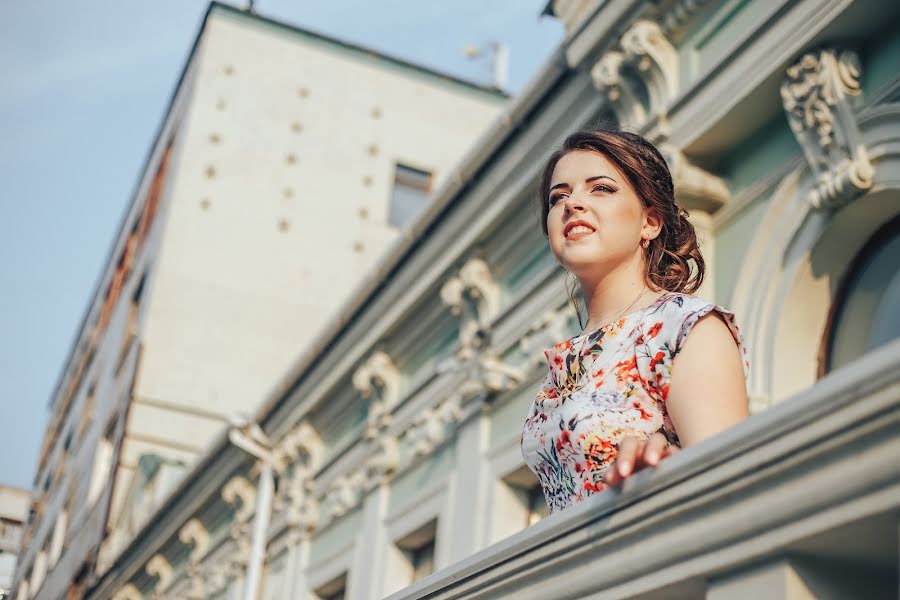 Fotógrafo de casamento Viktoriya Sklyar (sklyarstudio). Foto de 12 de setembro 2017