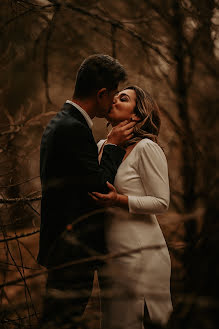 Wedding photographer Iago López Losada (themagicoffocus). Photo of 17 March 2022