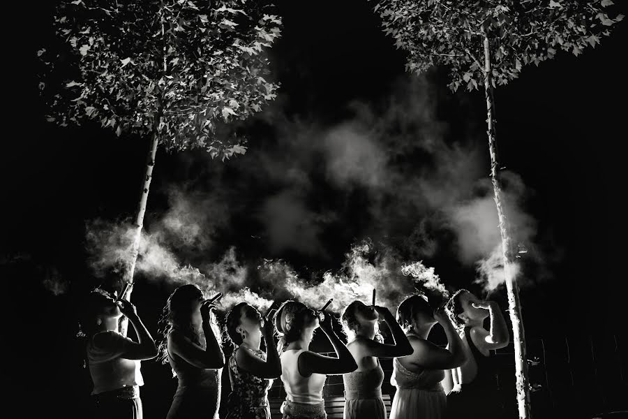 Fotografo di matrimoni Raul Muñoz (extudio83). Foto del 26 marzo 2019