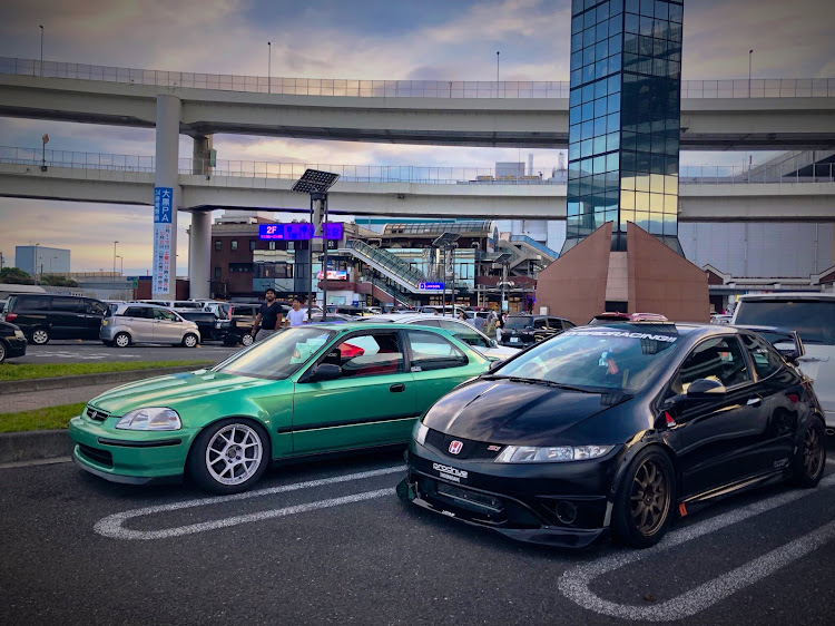 シビックタイプRユーロのスプーンに関するカスタム事例の投稿画像3枚目