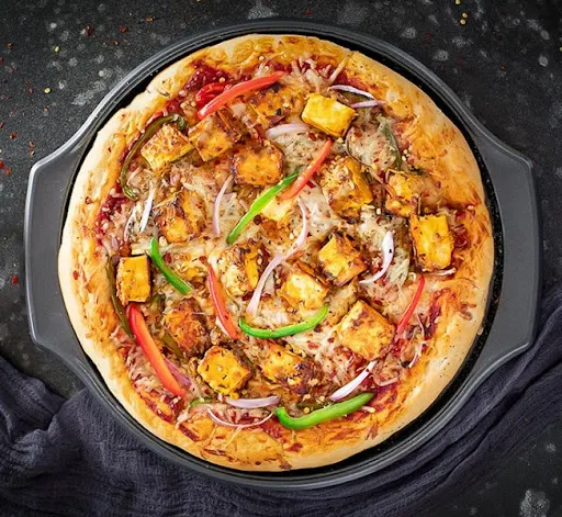 Crunchy Paneer Pizza