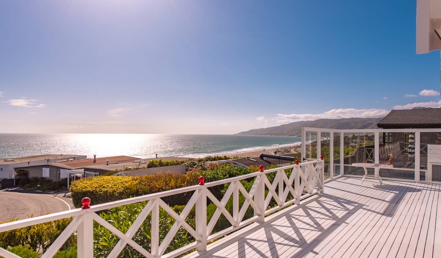 Maison avec piscine Malibu