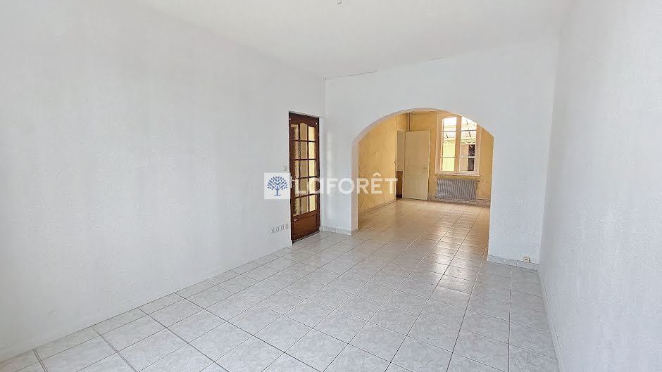 Vente maison 4 pièces 115 m² à Tergnier (02700), 119 900 €