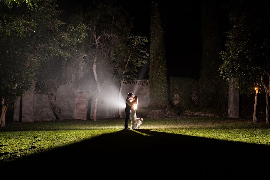 Fotógrafo de casamento Rafael Cajaleon (passionlovefilms). Foto de 26 de junho 2018