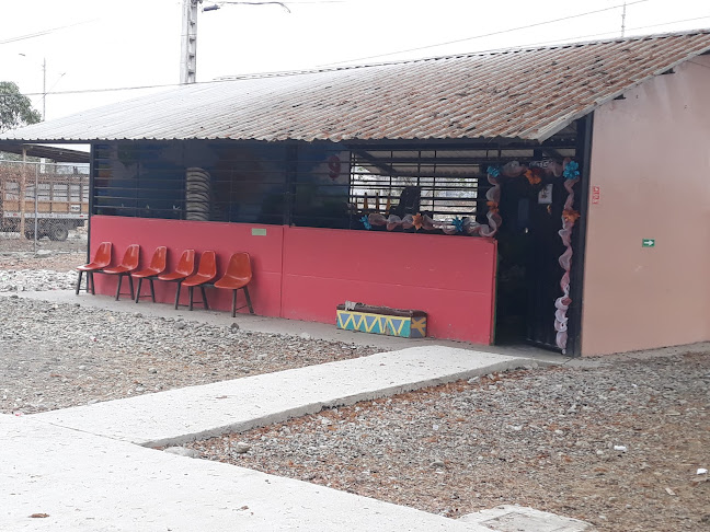 Escuela Mixtan. 4 Simon Bolivar - Guayaquil