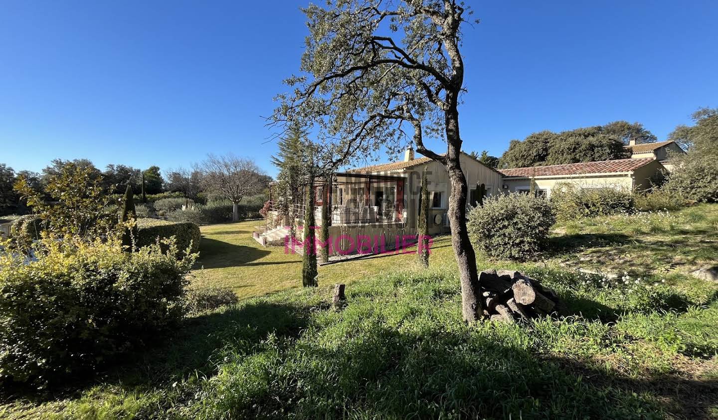 House with pool and garden Vacqueyras