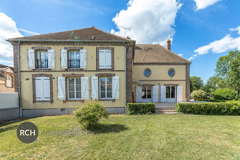 maison à Nogent-le-Roi (28)