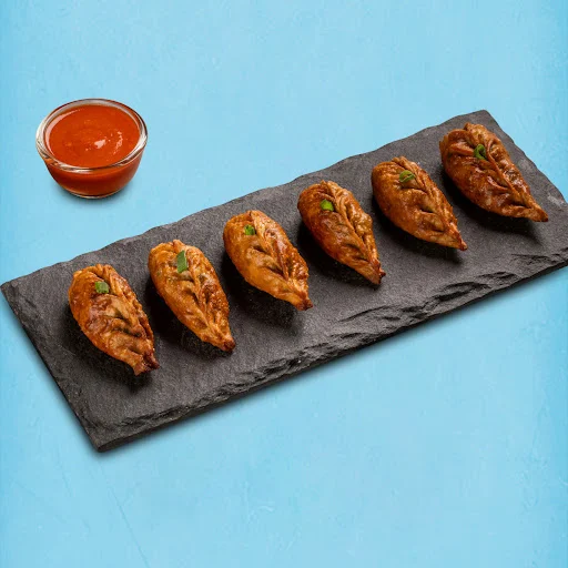 Fried Veg Wheat Momos With Momo Chutney