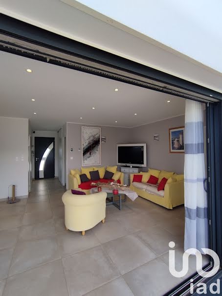 Vente maison 5 pièces 141 m² à Lussant (17430), 420 000 €