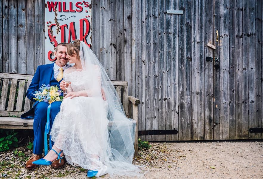 Fotografo di matrimoni Neil Bryars (neilbryarsphoto). Foto del 2 giugno 2019