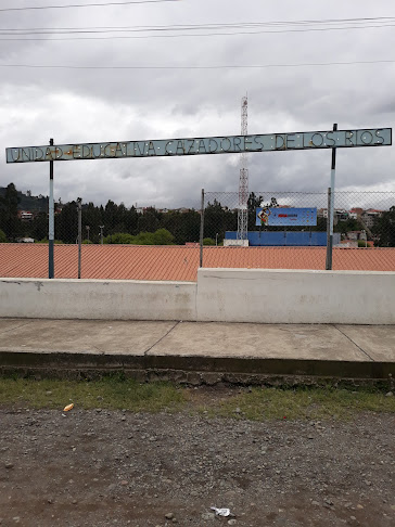 Unidad Educativa Cazadores de los Rios - Cuenca