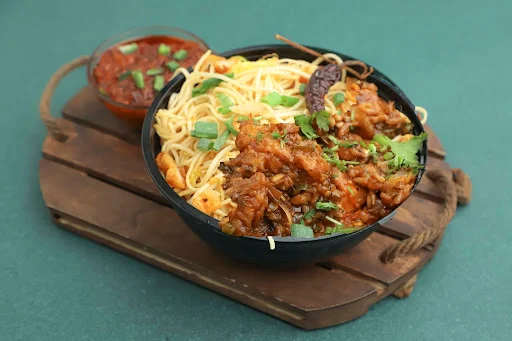 Chicken Manchurian (5pcs) + Chicken Schezwan Noodles Combo